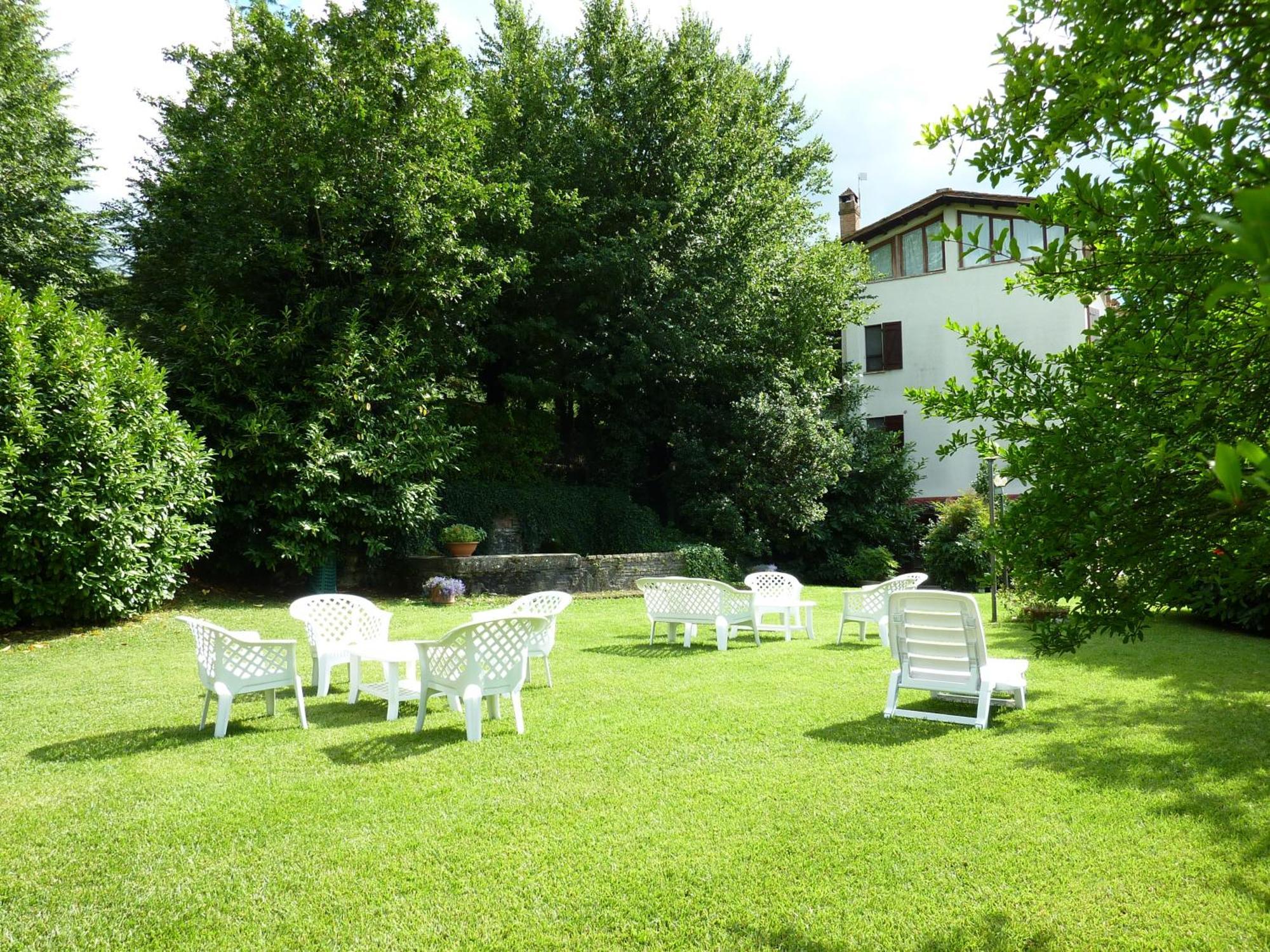 Hotel La Rocca à Narni Extérieur photo