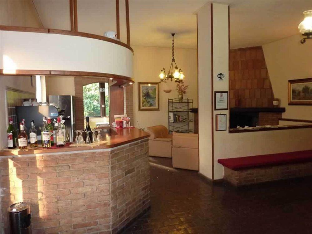 Hotel La Rocca à Narni Extérieur photo