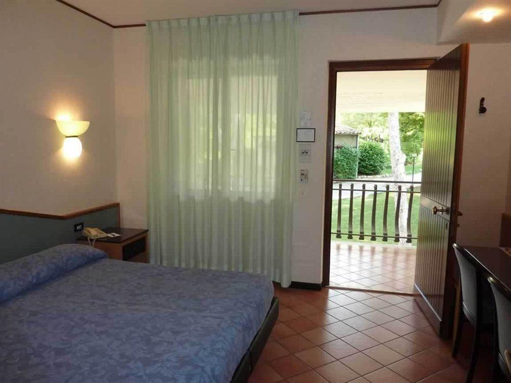 Hotel La Rocca à Narni Extérieur photo