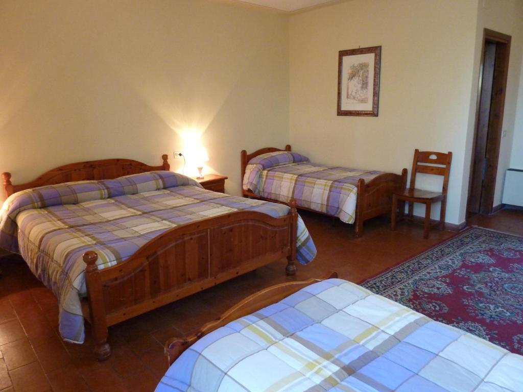 Hotel La Rocca à Narni Chambre photo